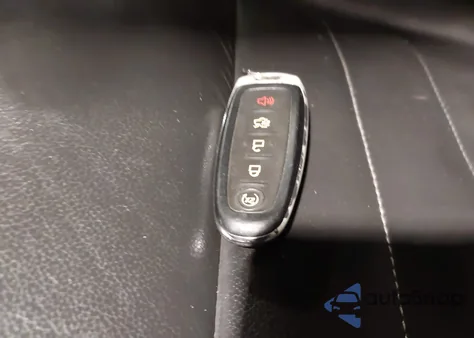 2015 Ford Escape Titanium z USA, uszkodzony, nr VIN 1FMCU9JX6FUA59956